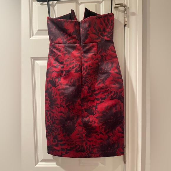 Revolve NBD Cocktail Dress Size Small Black Red Floral Strapless Mini Dress chic - Picture 7 of 12